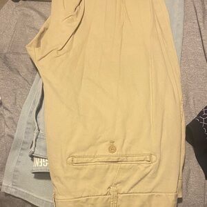 Izod Men's Cargo Pants - Tan